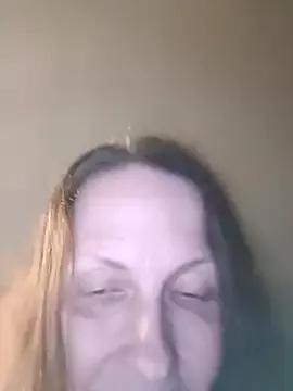 Evelina_cute on StripChat 