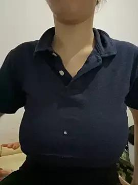 farah-36 on StripChat 