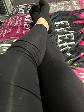 feetwithlottielou on StripChat 