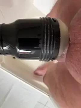 Free2cum4u on StripChat 