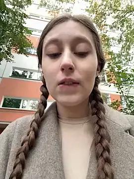 FroggyAnna — finger in pussy TICKET SHOW 24 TK ONLY