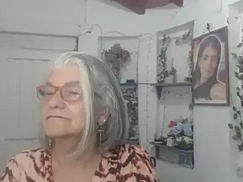 FunnyGrandma on StripChat 