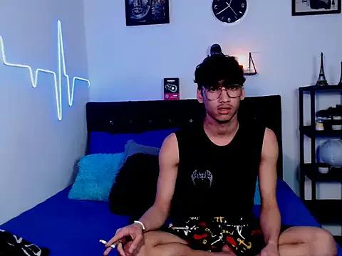 Gael_Jones on StripChat