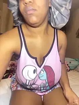 Galaxybabe23 on StripChat