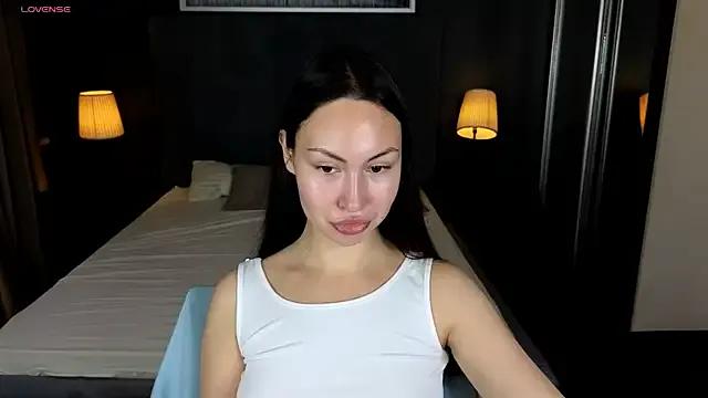 GIGI_BENNET on StripChat 