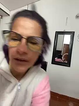 Goddess-Love- on StripChat