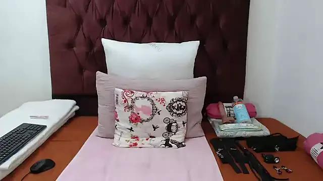 GODDESSBARBIIE on StripChat 