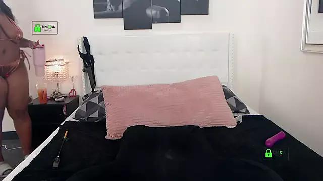 GoddessDestinyxx on StripChat 