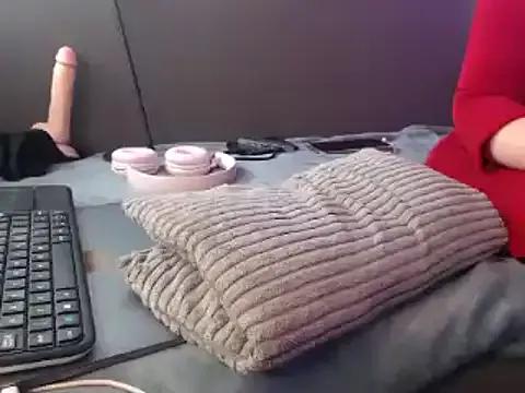 GoddessMonicaNylon on StripChat 