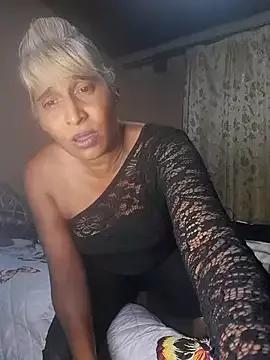 Goodgirlsue_77 on StripChat 