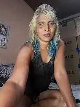 Goodgirlsue_77 on StripChat 