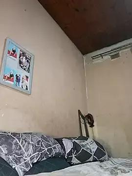Goodgirlsue_77 on StripChat 