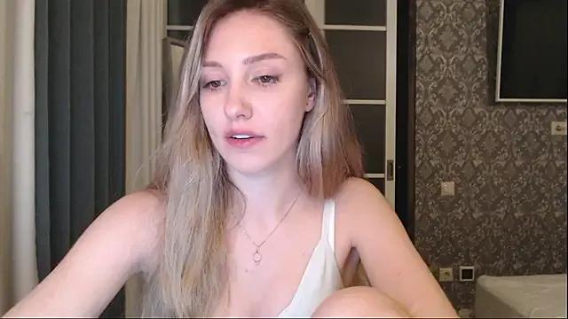 greatreat — oil striptease and pussy teasing