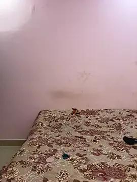 Haavsi_couple on StripChat 