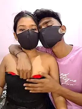 Haavsi_couple on StripChat 