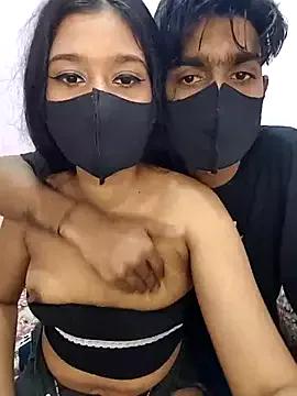 Haavsi_couple on StripChat 