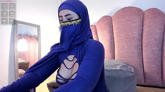 halabi_saha on StripChat 