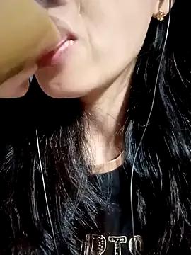 Hana_love20 on StripChat 
