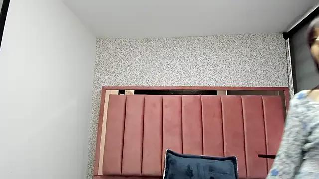 Hanna_Lee__ on StripChat 