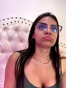 hannacruzsj — out bra