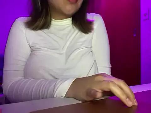 hannahcdmx on StripChat 