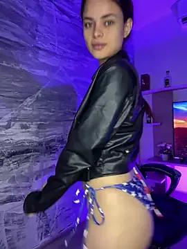HannaRhodes on StripChat 