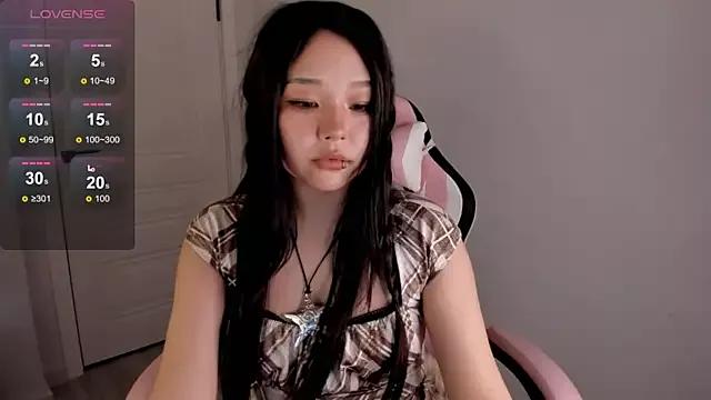 hee_young11 on StripChat 