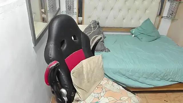 heiker_ — Freechat on StripChat