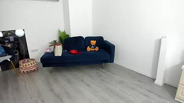 Helen_Sinn on StripChat 