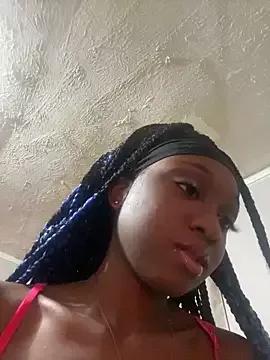 HennessyBaby21 on StripChat 