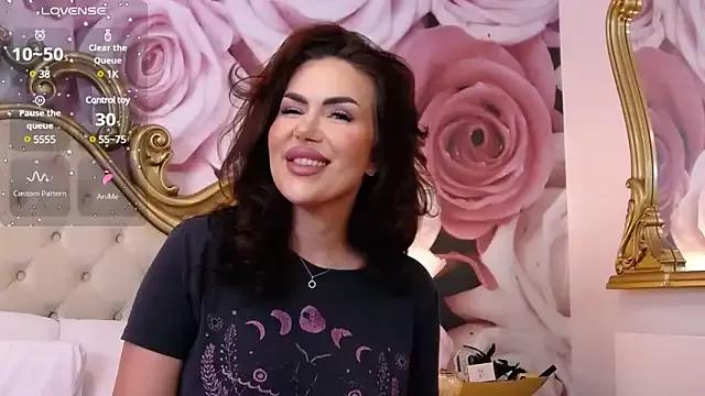 HessaHessy on StripChat 
