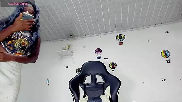 Holly_Sailt on StripChat 