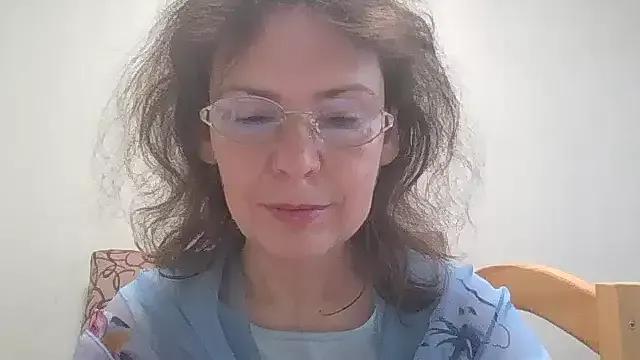 HollyJewel on StripChat 