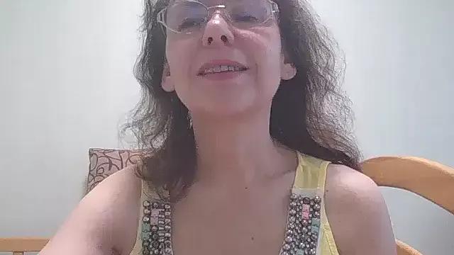 HollyJewel on StripChat 