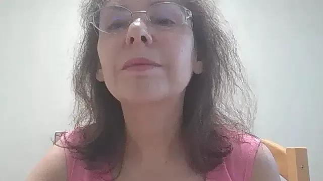 HollyJewel on StripChat 