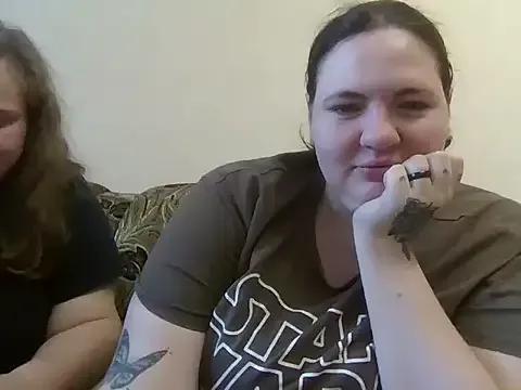 HollyXEva on StripChat 