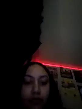 honeeyyy_pot on StripChat