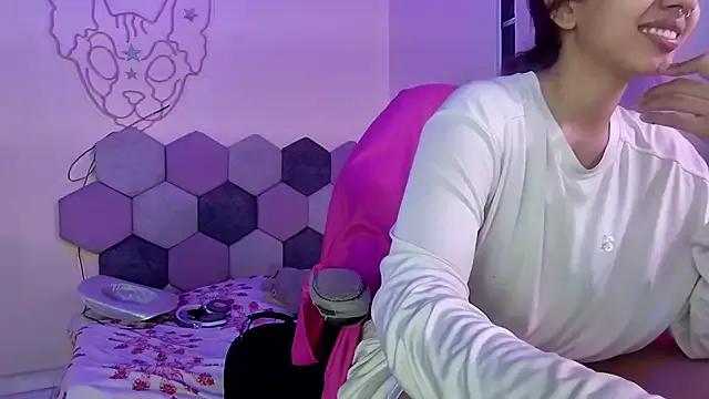 Horny_tgn on StripChat