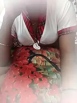 Horny_wife_Salu on StripChat