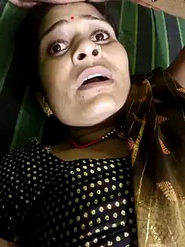 Hot-piuy on StripChat