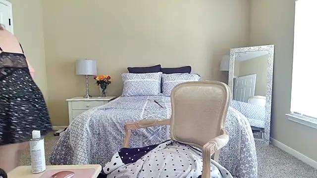 HotTxGilfMaggie on StripChat 