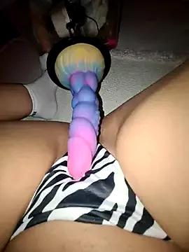 Iitaniee on StripChat 