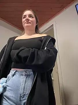 imlindapink on StripChat 