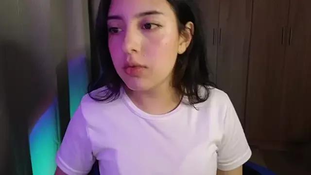 immisssilver on StripChat 