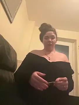 Imogenbabyyy — GET MY BOOBS OUT 