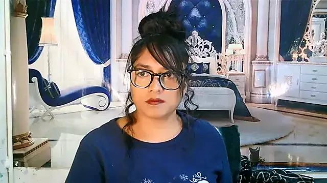 IndiaBlackPanther on StripChat 