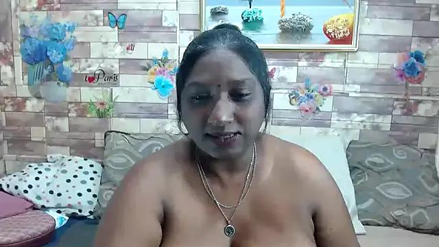 Indian_tracy — happy womens month # make me  smile
