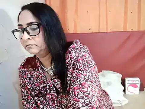 Indiankushy on StripChat 