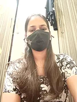 indianliza on StripChat 