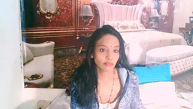 IndianLoveBug on StripChat 